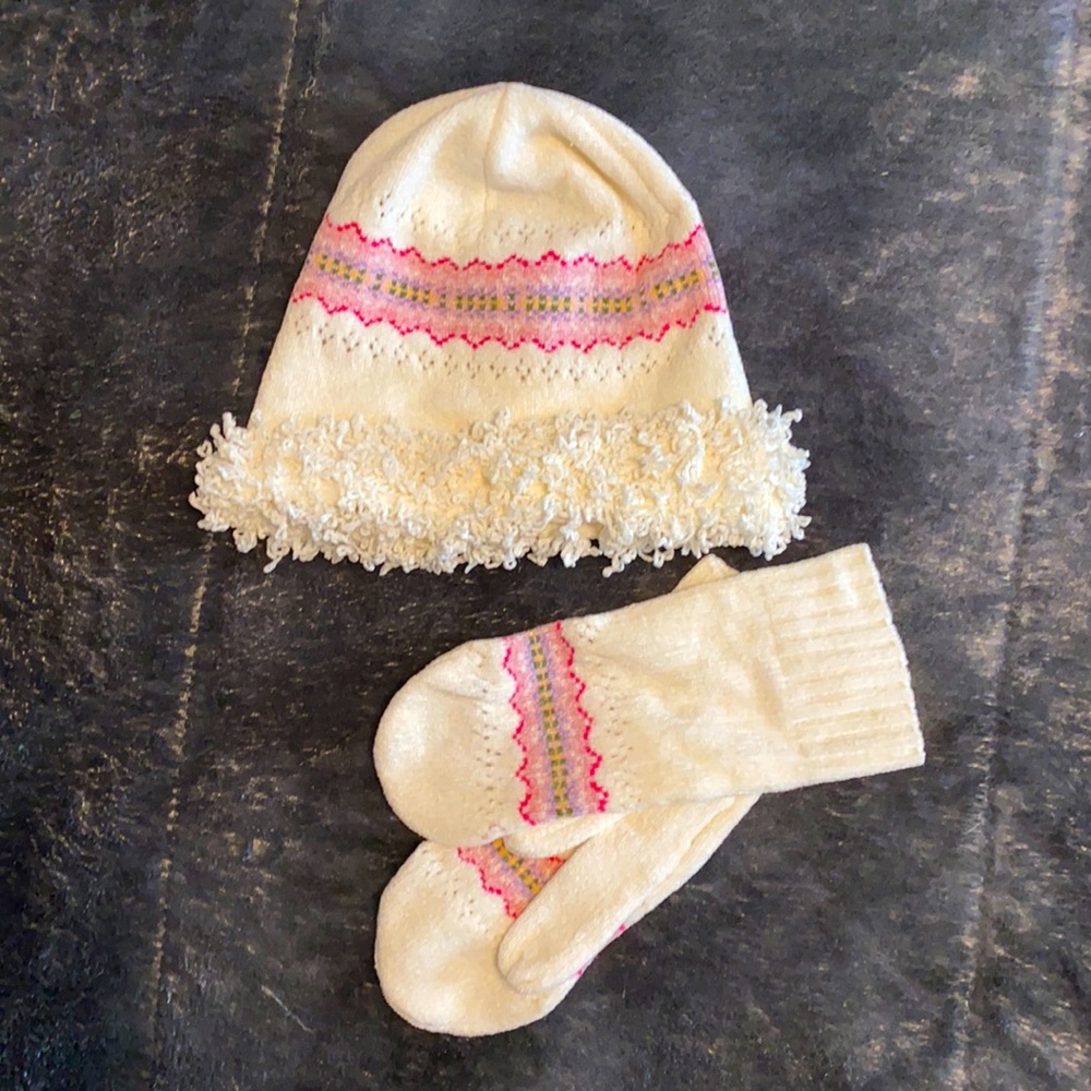 💥SALE 3/$15 Hat and Mittens Set